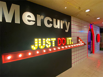 girls bar Mercuryのイメージ3